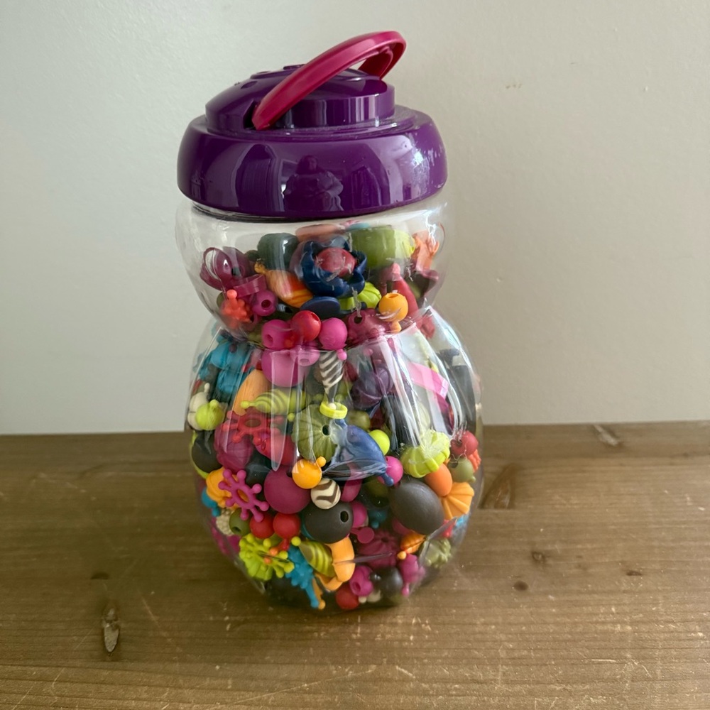 B Jeweled Pop Arty Snap Beads Jewelry Crafts Kids Bead Kit Jar Bracelet necklace